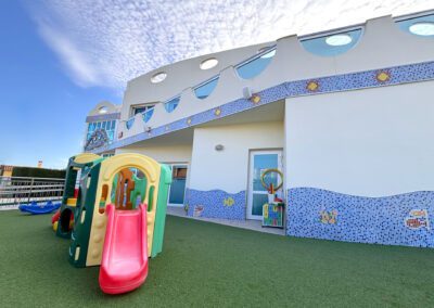 jardin escuela entrada